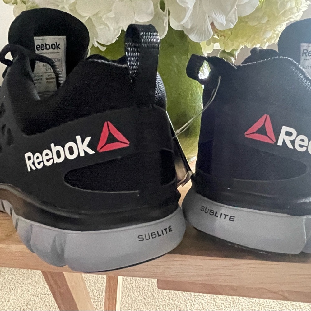 REEBOK * XTR BRAND ALLOY TOE CAP * BRAND NEW * MEN’S SIZE 7.5 *
